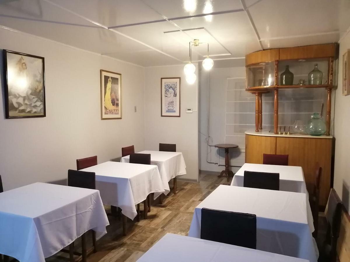 Hotel Sevilla เตมูโก ภายนอก รูปภาพ
